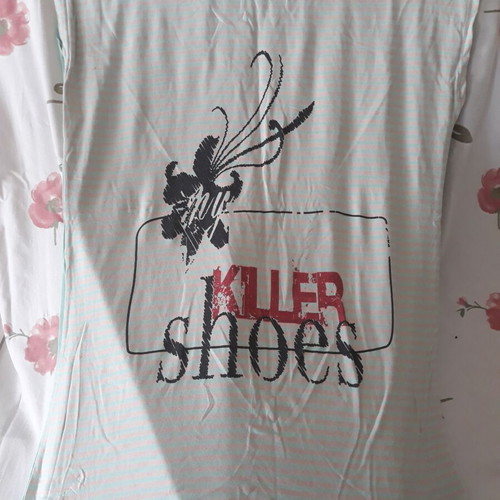 Women's sleeveless top like new, grey pink with graphic design