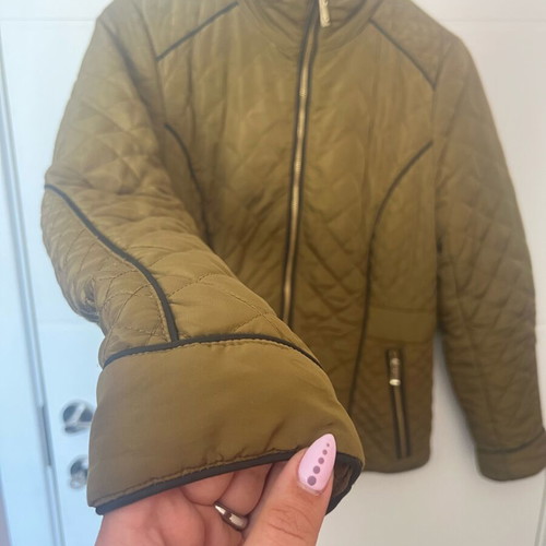 H&M green thin jacket like new with golden zipper, size 44