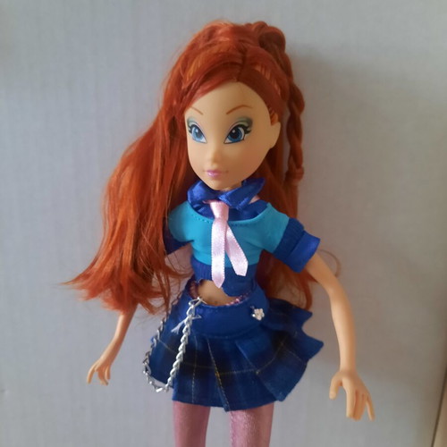 Winx Club Bloom In Concert 2009 Doll like new