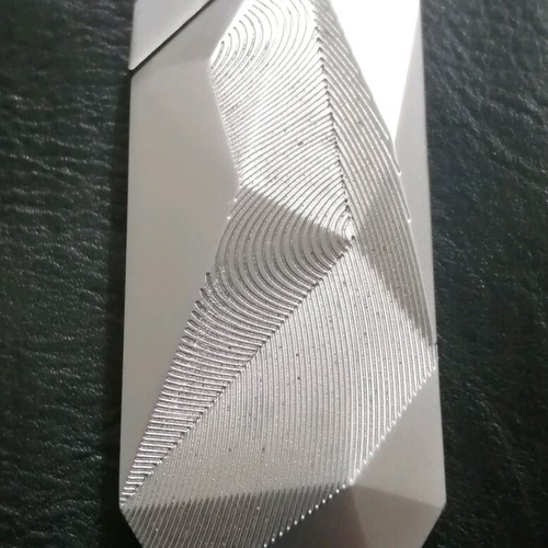 Marlboro collectible lighter like new