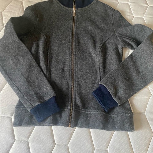 Dolce&Gabbana wool cardigan grey like new with zipper
