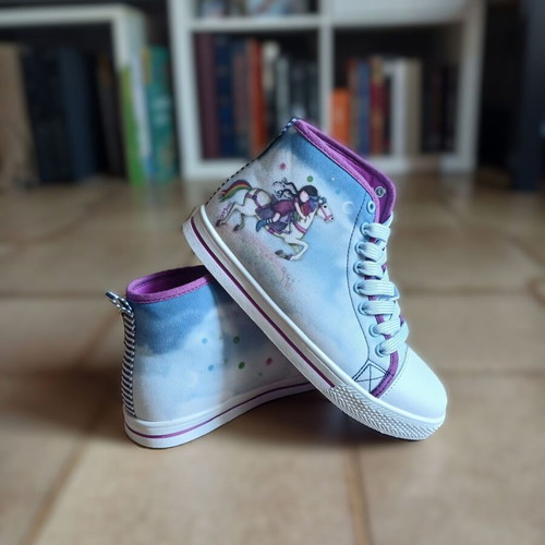 Santoro London Gorjuss High Sneakers Size 36 New