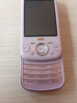 Sony Ericsson μεταχειρισμένο, χωρίς φορτιστή, άγνωστη λειτουργία