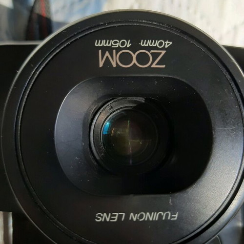 Camera Fuji FZ-2000 Zoom 35 mm used point and shoot