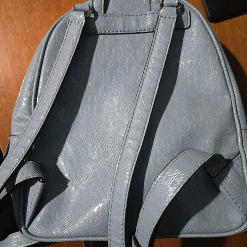 Guess backpack like new, small size 26×20, turquoise