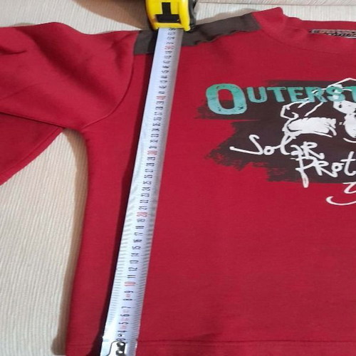 Defence by Mandarino sweatshirt for 10-year-old boy like new, red with brown details