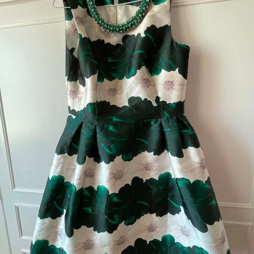 Allure dress like new, green with integrated rhinestone necklace, size M