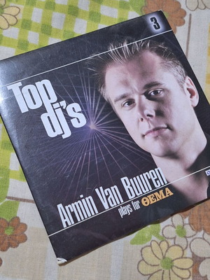 Top DJ's Armin Van Buuren used CD