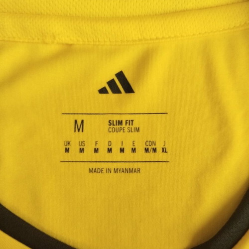 Adidas Official SEGAS Volunteer Shirt M Signed by Miltiadis Tentoglou