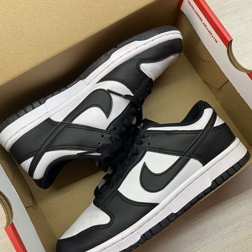 Nike Dunk Low Panda sneakers like new, size 38, black and white