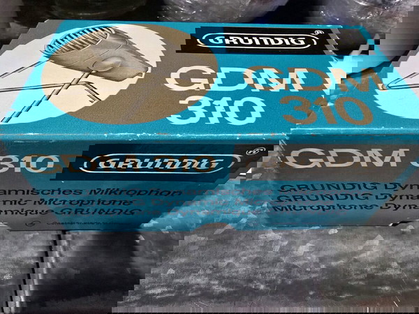 Grundig μικρόφωνο για συλλογή