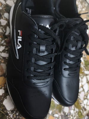 Fila sneakers size 43, brand new