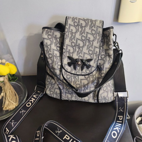 Pinko crossbody bag used, gray pouch style