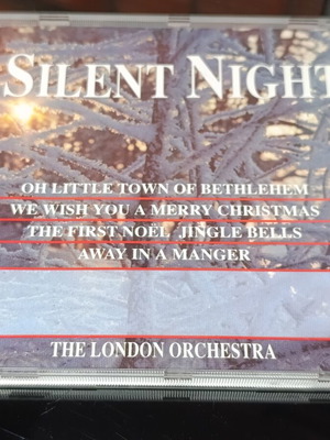 Silent Night CD μεταχειρισμένο με κλασικά χριστουγεννιάτικα τραγούδια από The London Orchestra