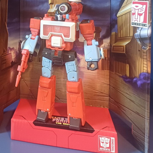 Studio Series 86 Perceptor figure like new