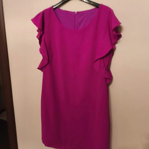Dress like new, pink, with ruffled sleeves, size L