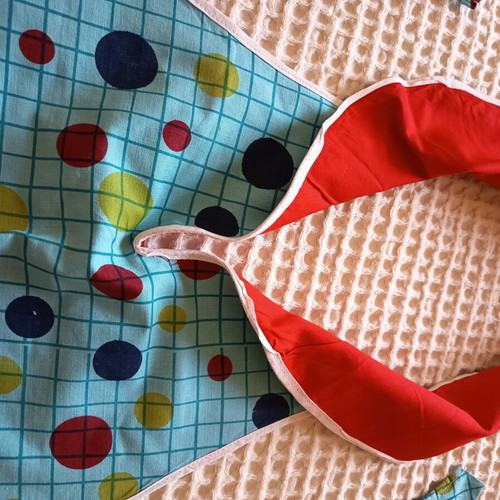 Vintage kitchen apron retro design like new