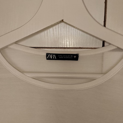 Zara white blouse small medium like new, thin fabric