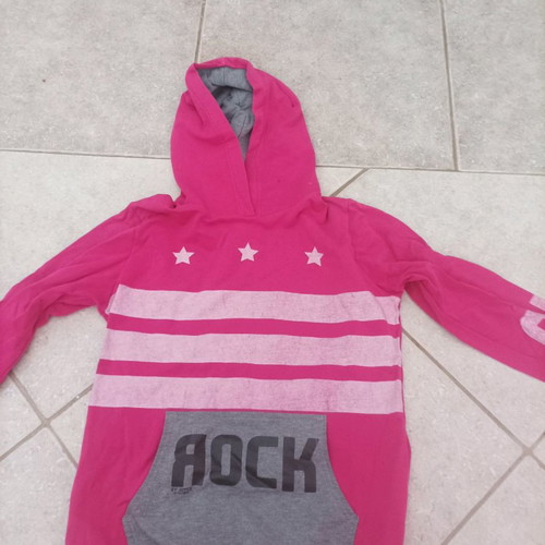 Girls' sweatshirts in excellent condition, pack