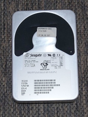 ВИНТИДЖ ΣΚΛΗΡΟΣ ΔΙΣΚΟΣ SEAGATE ST31722А МЕДАЛИСТ 1.7 Gb 3.5"