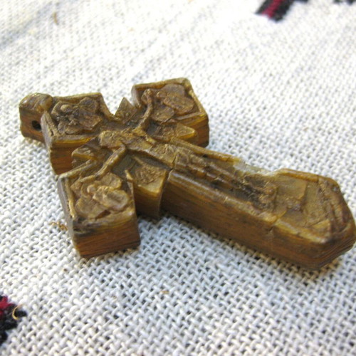 Handmade cross used, bone pendant 5.5x3.5 cm