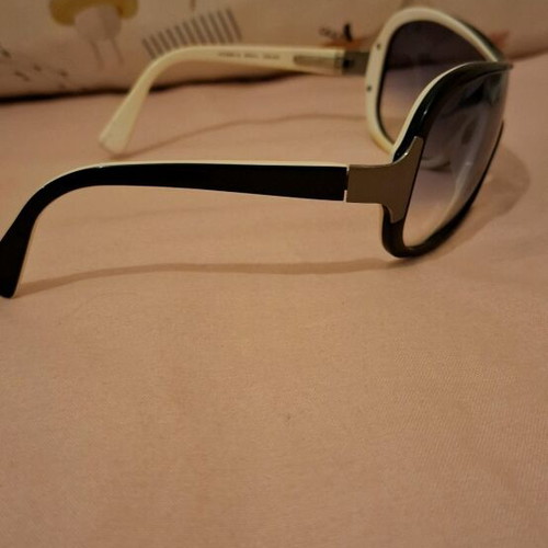Vogue women's sunglasses VO 2362-S Small 1306/8G like new, multicolor