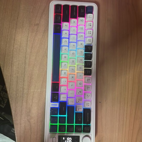 Gaming Mini Keyboard like new, rechargeable with USB stick & Bluetooth