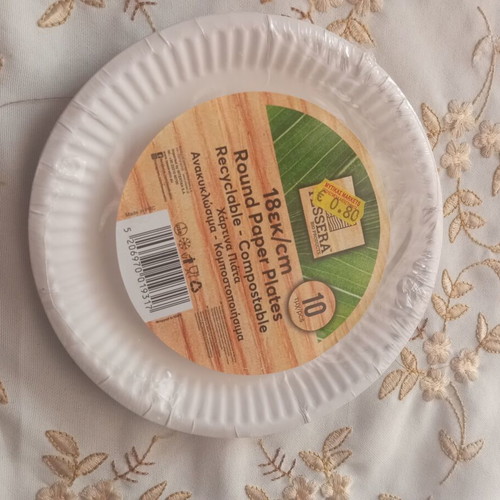 Round recyclable paper plates, 18 cm, pack of 10