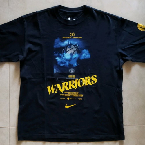 Ανδρικό μπλουζάκι Nike NBA Warriors σαν καινούργιο, μέγεθος Medium