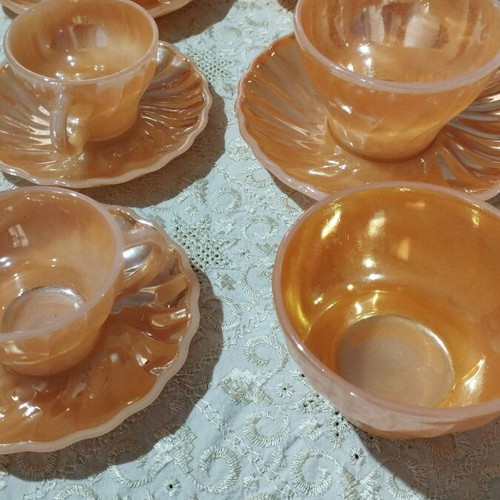 Fire King vintage glass set of 6 cups like new