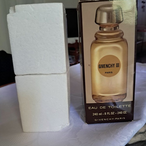 Givenchy III Eau de Toilette 240 ml new, unopened