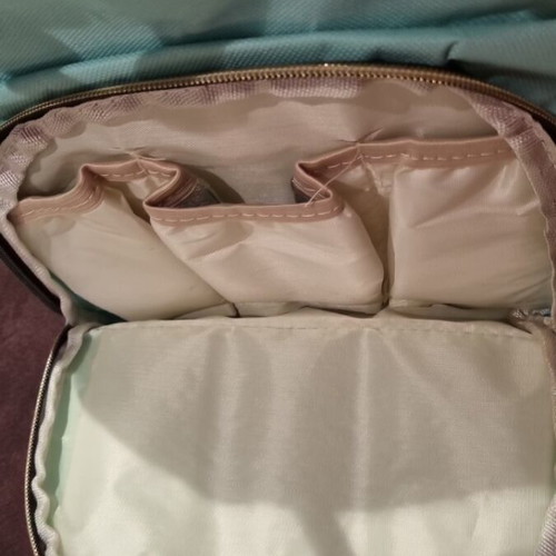 Baby backpack like new unisex color