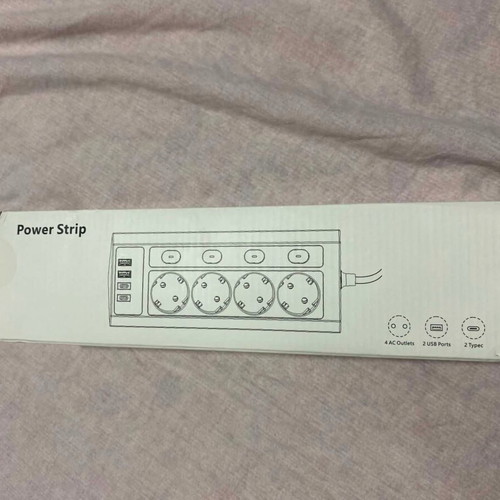 Power Strip 4 Schuko Outlets with Independent Switches and 4 USB Ports new