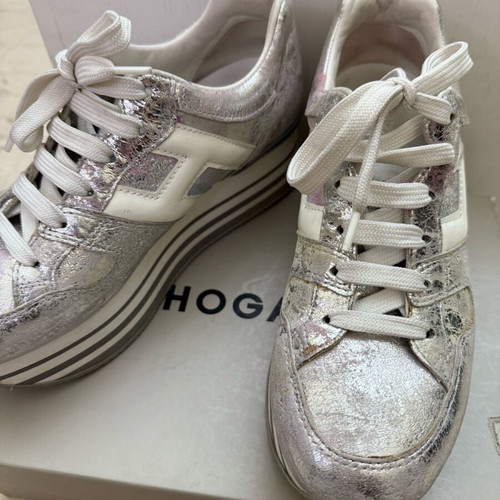 HOGAN Silver sneakers 38.5 like new, genuine silver sports shoes