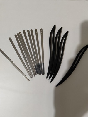 Asian hair sticks like new, set