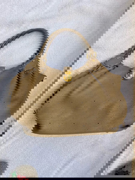 τσάντα Louis Vuitton