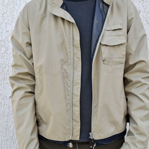 Vintage Armani Jeans windbreaker jacket like new, size 40