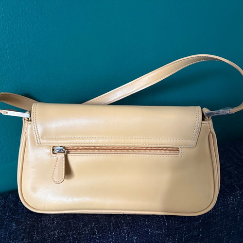 Beige shoulder bag like new