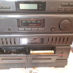 Stereo system like new with speakers