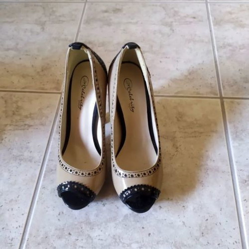 Pumps used, two pairs, size 36, black
