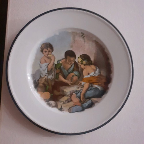 Kaiser porcelain wall plate from West Germany like new