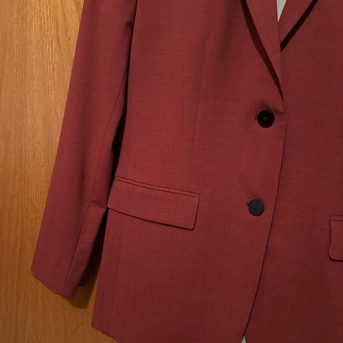 Theory blazer like new, burgundy, size small
