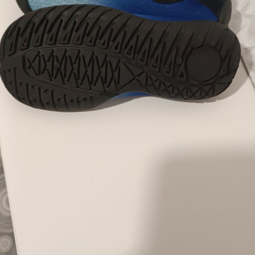 Children's water shoes like new