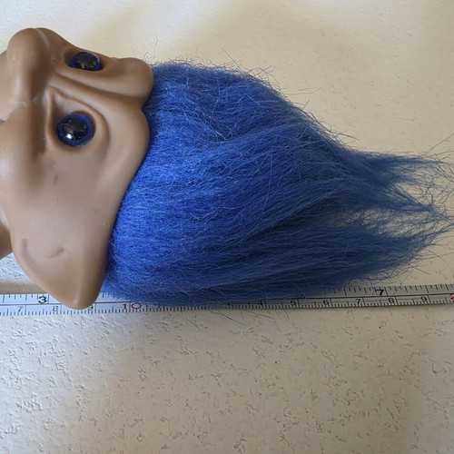 Efxoulis collectible figure used, large size, missing diamond