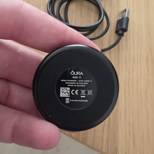 Oura Ring 3 used with charger, excellent sensors, 3-day battery