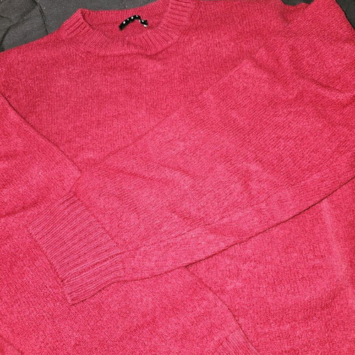 Sisley wool sweater like new, red