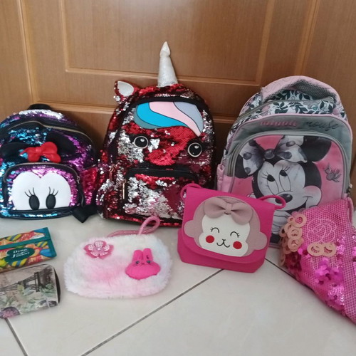 Bags and wallets like new, set of 6+2