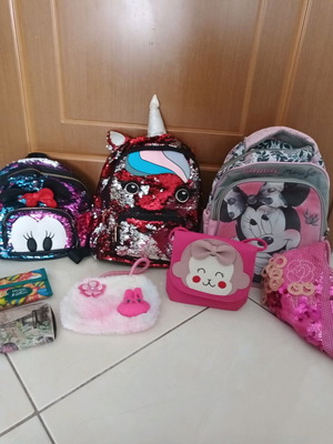 Bags and wallets like new, set of 6+2