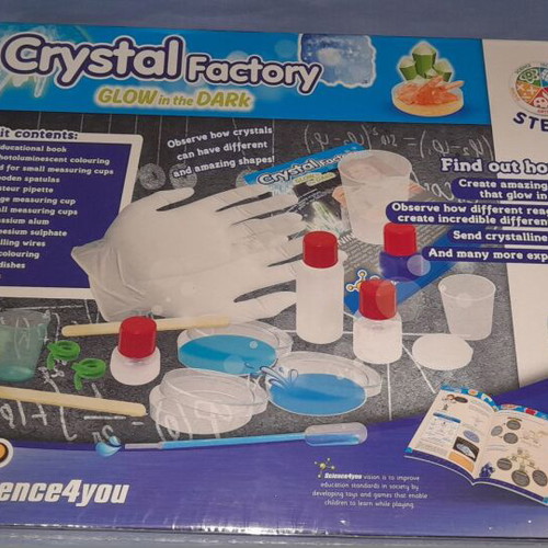 Crystal Factory Glow in the Dark educational toy new