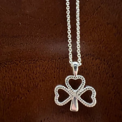 Silver-plated clover pendant new
